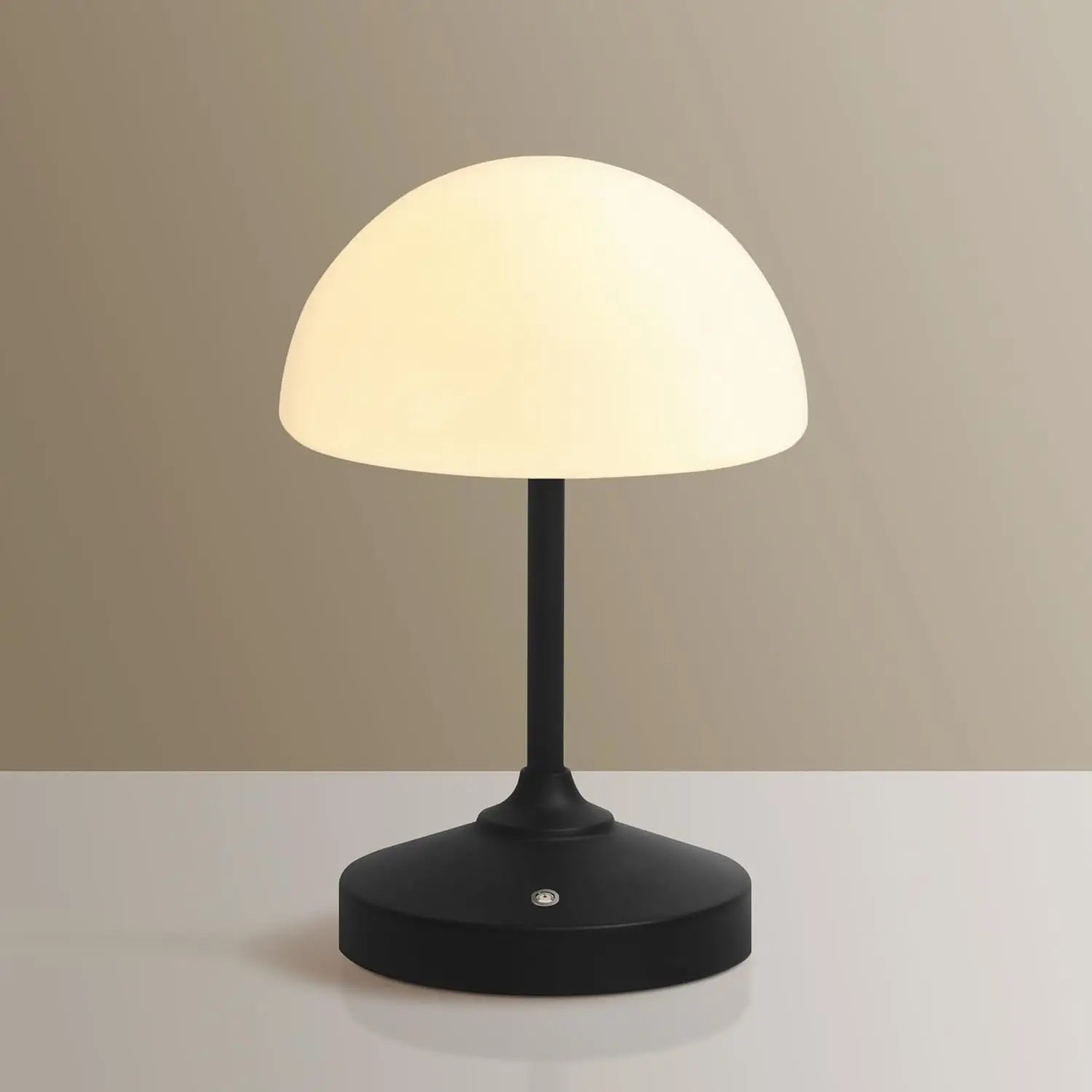 

Cordless Mushroom Lamp, Waterproof LED Table Lamp with 5000mAh Battery, Dimmable Touch Light for Bathroom, Patio, Camping - Blac