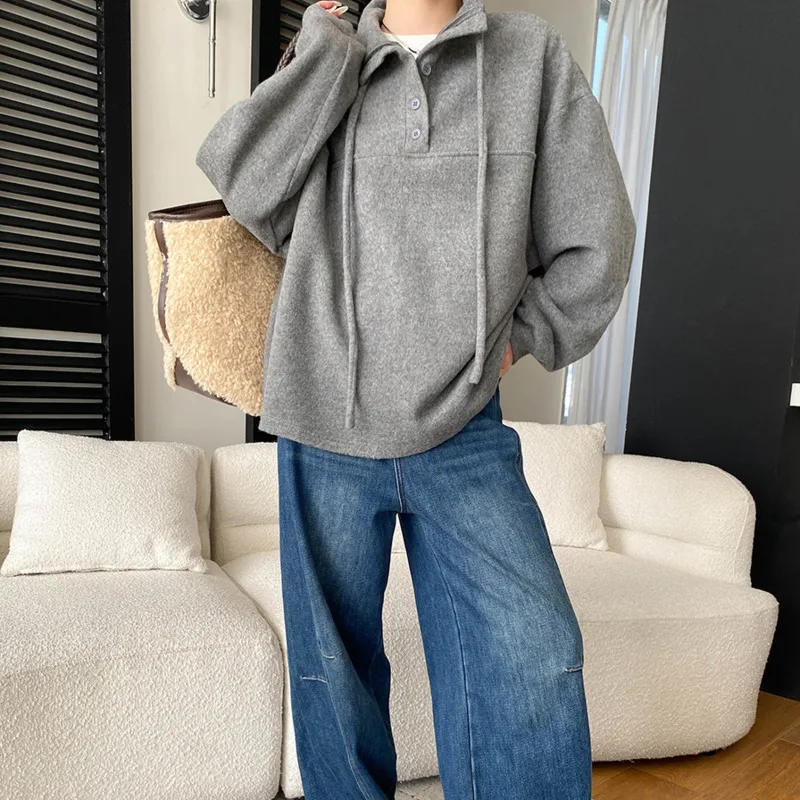 LIMO Spring Summer 2025 Trending Simple Casual Comfortable Lapel Hoodie with Drawstring Buttons Design Polyester Fabric