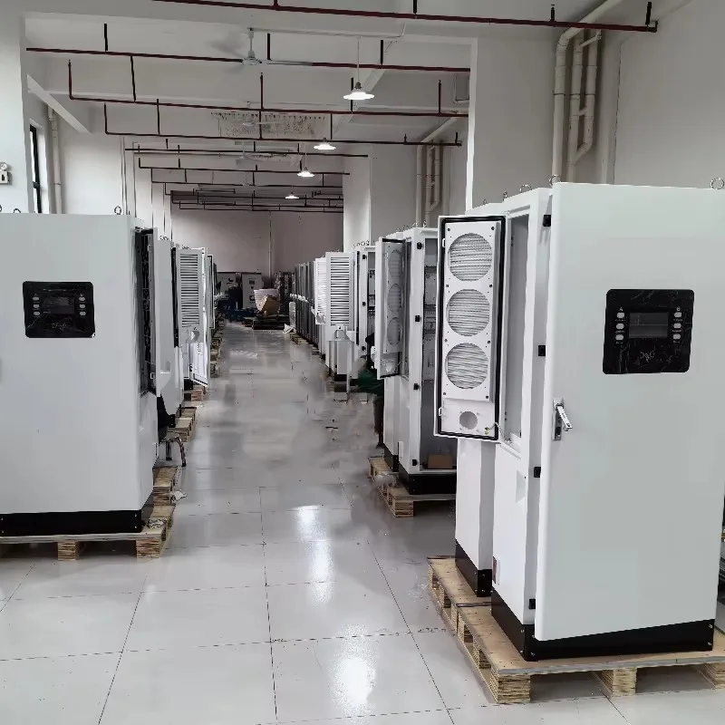 Shenzhen 120kW CCS2 Dual Sockets DC Battery Charging Station for Electric Cars with 380V Input New Condition
