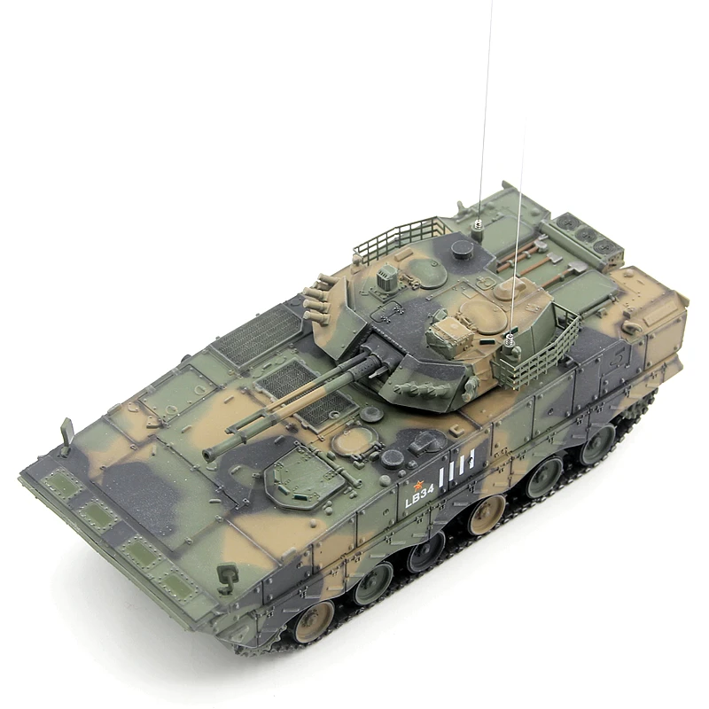 1/72 UT Chinese ZBD-04A infantry combat vehicle model  Peace Mission IFV  Finished product collection military model