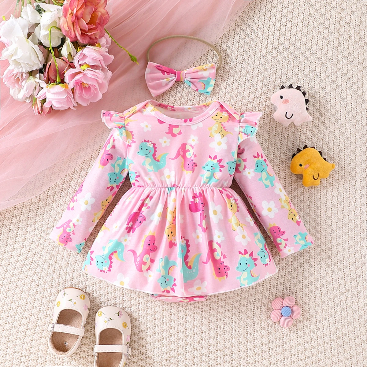 Baby girl fashion cute cartoon dinosaur and flower full body printed patchwork skirt round neck long sleeved dress