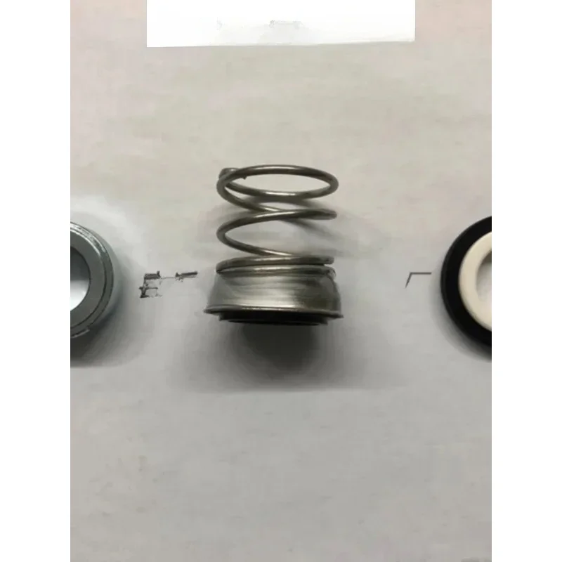 Mechanical sealing device for electric cast iron oil pump used in Korean made HALSLUBE HCP-400S CNC machine tool