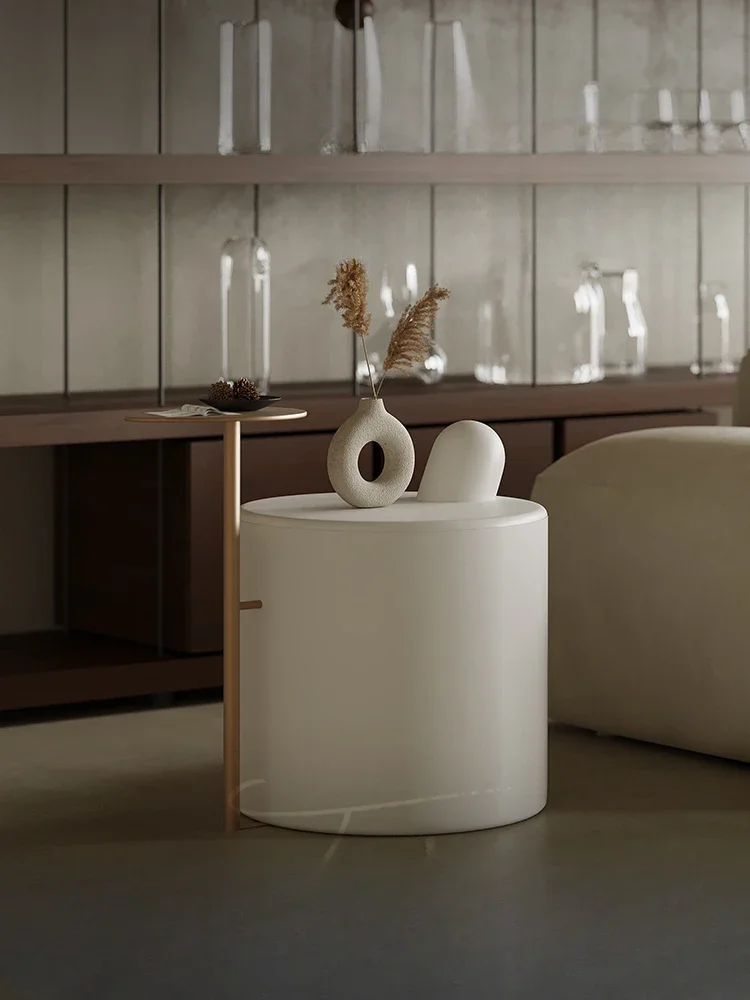 طاولة جانبية للأريكة الفاخرة الخفيفة على الطراز الإيطالي، طاولة زاوية حديثة وبسيطة ومبتكرة، طاولة مستديرة للرياح الصامتة، إحساس عالي #3