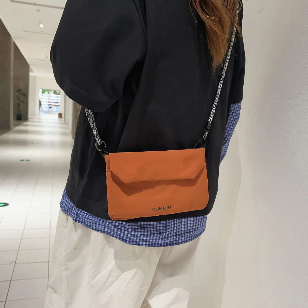 

Водонепроницаемая нейлоновая маленькая женская сумка через плечо, легкая дорожная сумка для путешествий на открытом воздухе, женская повседневная сумка-мессенджер унисекс