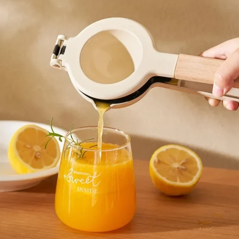 Manual Juicer: Lemon Squeezer with Wooden Handle, Fruit Press, Small Fruit Separator, Kitchen Tool, Efficient Juicer,