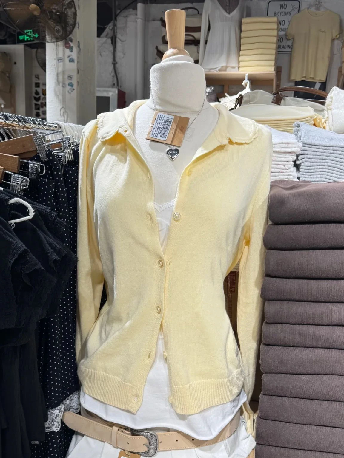 

Новый желтый свитер, кардиган, женский однобортный трикотаж с воротником Питера Пэна и длинными рукавами, милые хлопковые вязаные свитера в консервативном стиле