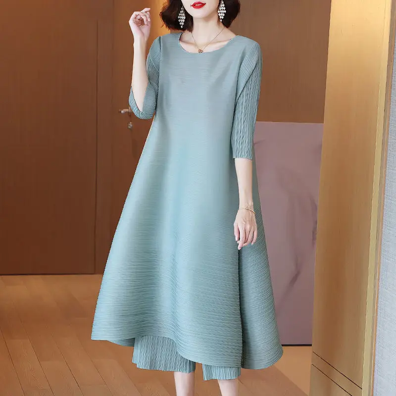 Dress for women Pleated long skirt 2023 spring and autumn new temperament ladies Chic loose dress vintage simple port dress