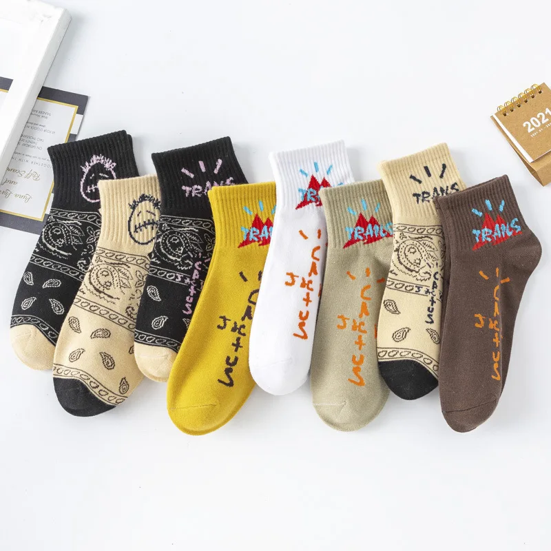 AJ Barb Halloween Scary Face Cashew Flower Cotton Letter Socks Men\'s and Women\'s Sports Socks