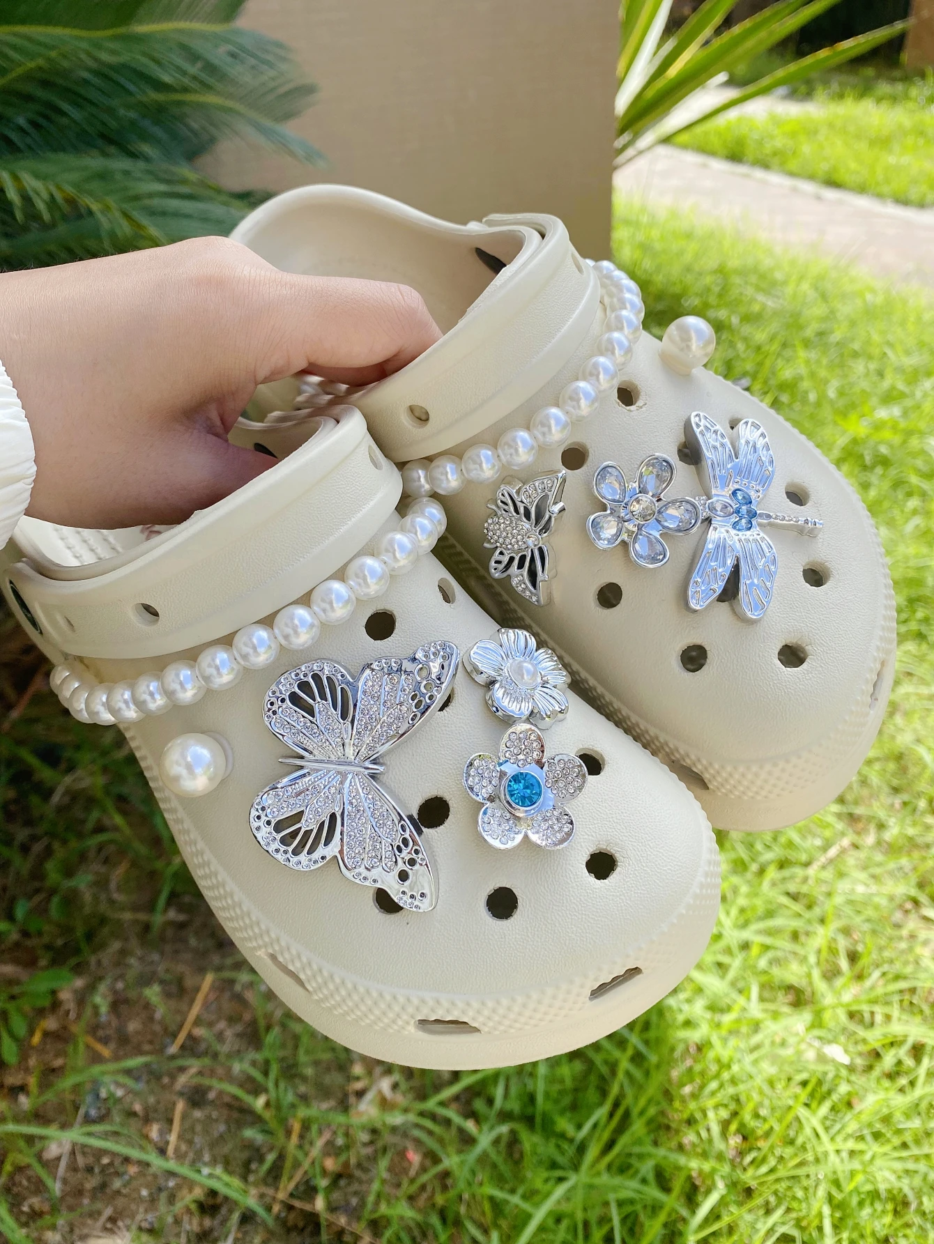 10 silver large butterfly, small butterfly, dragonfly, flower and chain DIY detachable shoe accessories, multi-functional shoe c