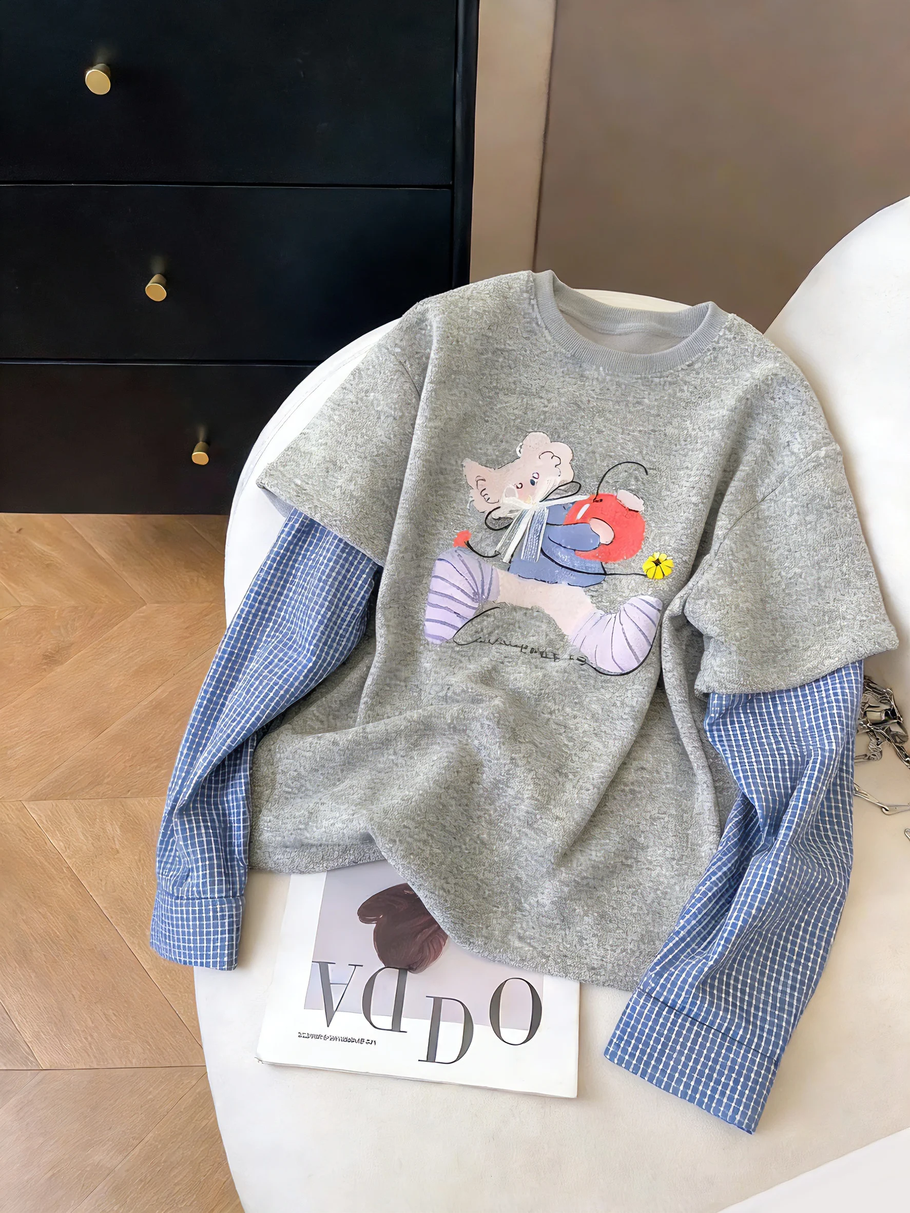 

Korean Sle round Ne ort Sve T-irt Women's Spring Autumn Loose Fit Casual Top Cartoon Print Casual Loose Top