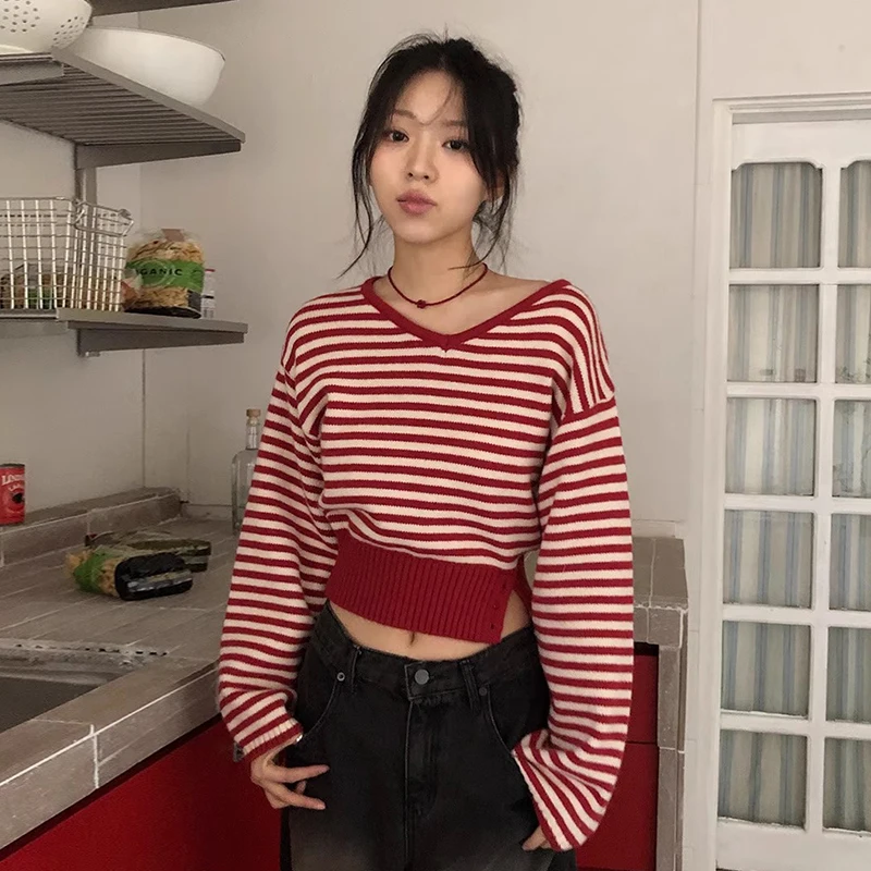 

Chic Autumn New Vintage V-ne Slit Button Design Long Sve Striped Knitwear Sweater Women's Faion Commute Loose Fit Regu...