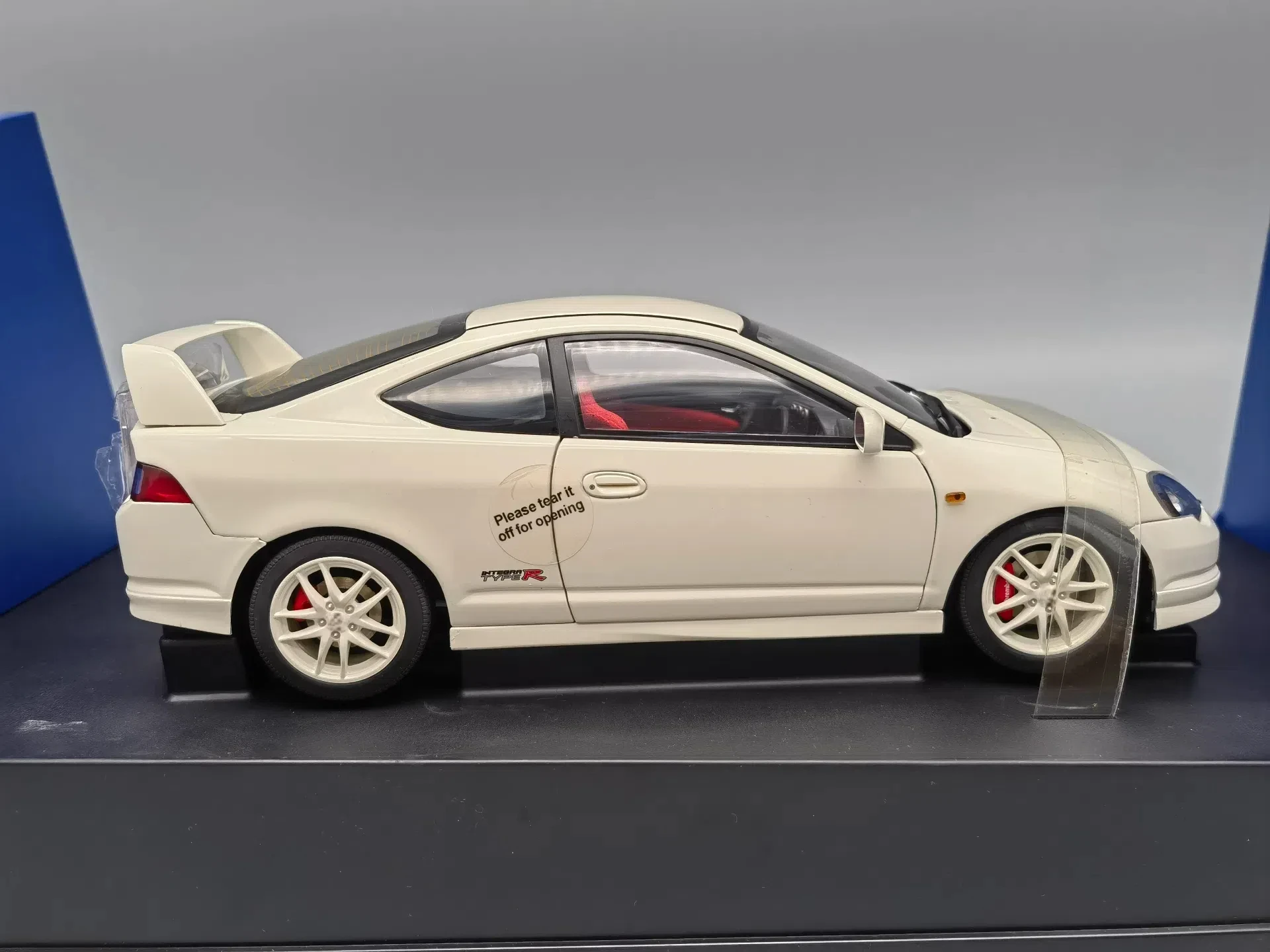 Autoart 1:18 INTEGRA TYPE R White JDM Simulation Limited Edition Alloy Metal Static Car Model Toy Gift