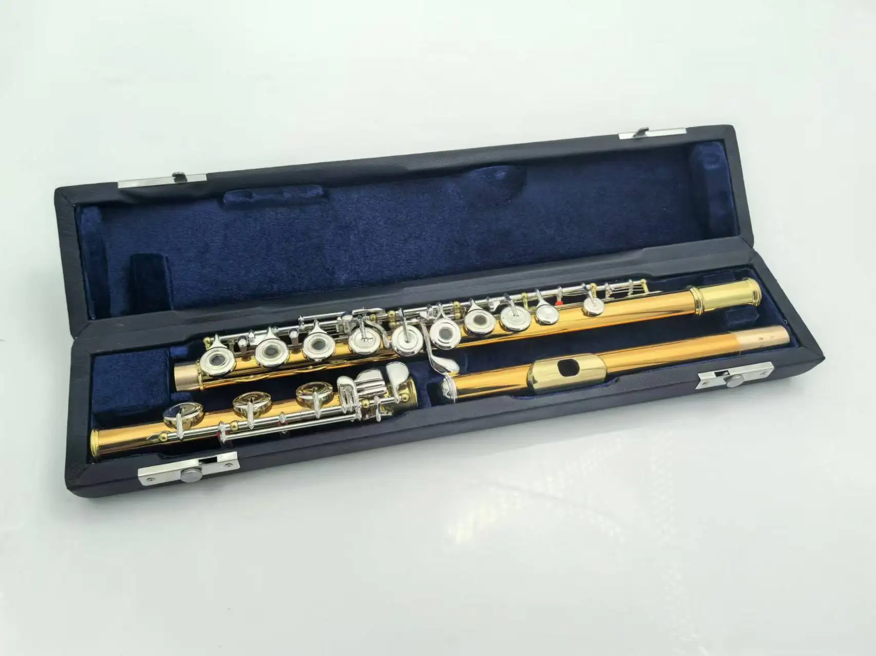 New Arrival Flute C Tune 17 Keys Open Holes Antique Copper Plated Professional Woodwind Instruments With Case Accessories