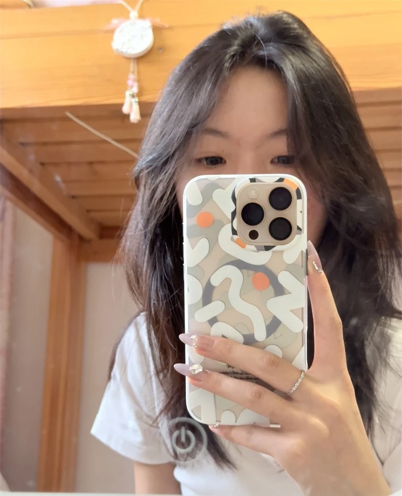 เคสโทรศัพท์ลายกราฟฟิตีแบบด้านสำหรับ iPhone 17 16 Pro Max รองรับ MagSafe ชาร์จแม่เหล็ก ป้องกันการลื่น ฝาหลังซิลิโคน