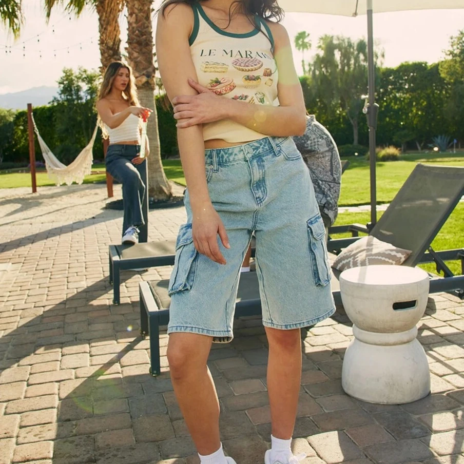 

Denim Pant Women Jeans Wide Leg Knee Length Pants High Waist Straight Trousers Y2k Streetwear Elegant Mom Jeans Casual Loose