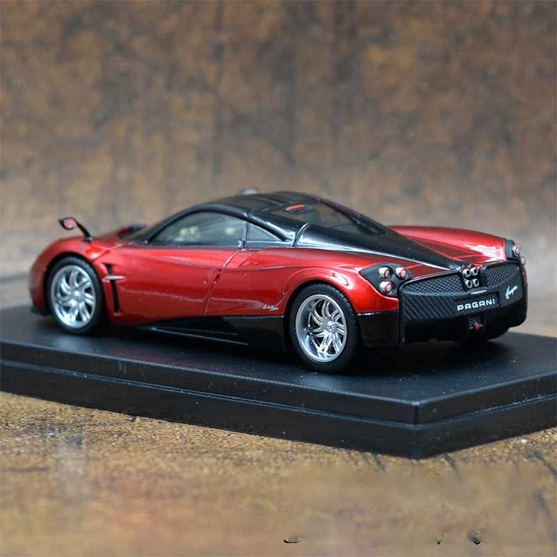 Diecast Original 1/43 Scale Pagani Huayra Supercar Simulation Alloy Car Model Static Display Collectible Decoration Souvenir Toy