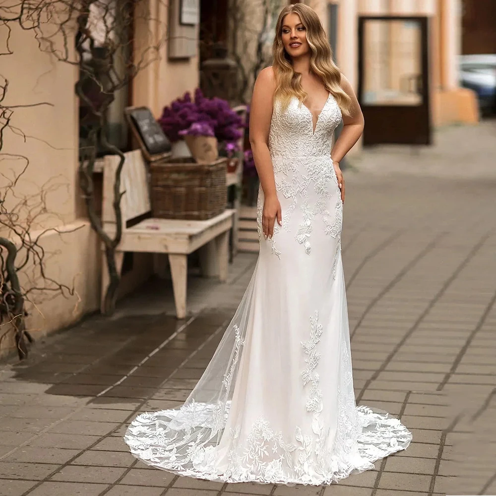 

Exquisite Mermaid Plus Size Wedding Dress Bride Customized V-Neck Appliques Court Train Sleeveless Bridal Dress Vestido De Novia