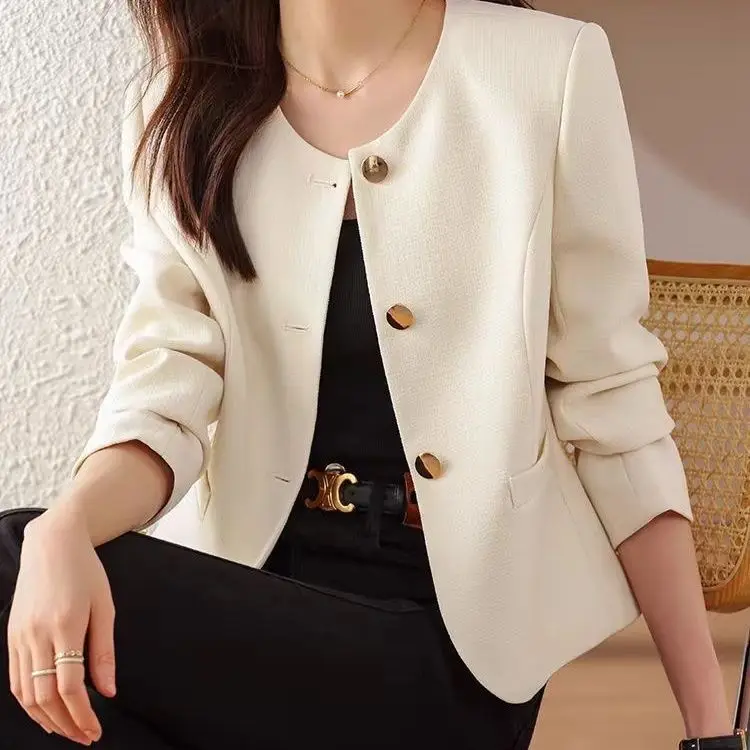 

Women's Solid Color Round Neck Single-breasted Professional Commuter Outfit 2025 Autumn Winter Elegant Casual Short Length Top