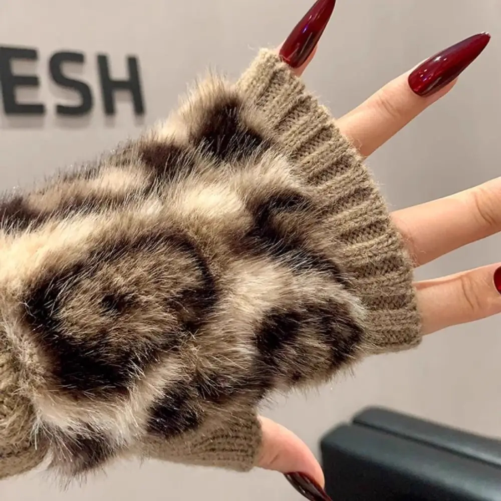 Fashion Soft Leopard Print Gloves Hands Free Thick Fingerless Gloves Winter Thermal Gloves For Women