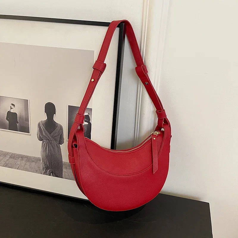 Solidne Half Moon z PU proste torby na ramię i Crossbody z suwakiem na co dzień poczucie luksusowych toreb na pachy dla kobiet 2024 moda