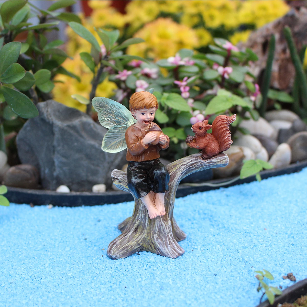 A flower fairy and squirrel resin handicraft, courtyard garden decoration ornament, home decoration small ornament