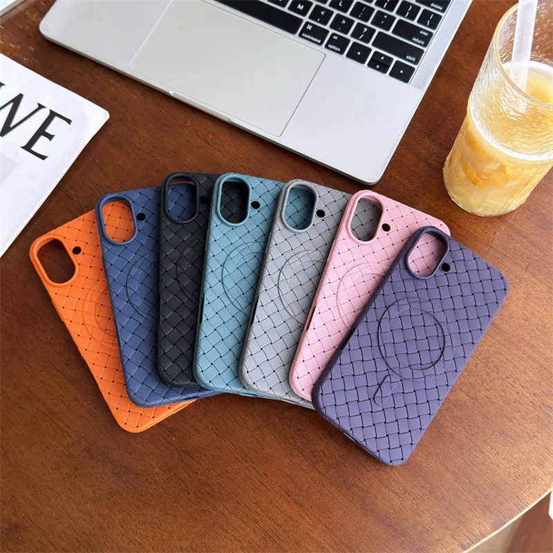 Fashion Woven Pattern Magnetic Phone Case For iPhone 16 15 Pro 12 Pro 14 13 Pro Max Cover Shockproof Cases for Magsafe Funda 14