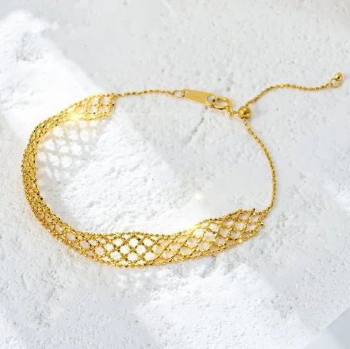 

European and American woven lace women's court style high-end light luxury bracelet new