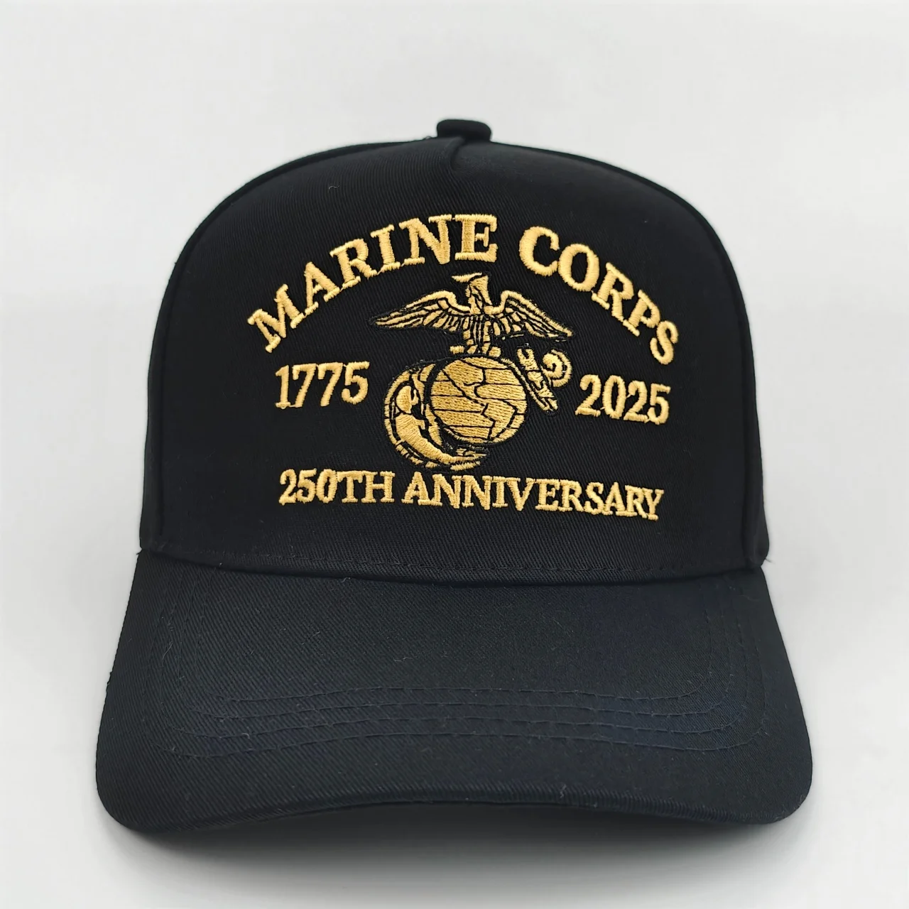 Offizielle Baseballkappe zum 250. Jubiläum des U.S. Marine Corps - Gestrickt mit 1775 - 2025 Logomuster, Verziert mit dem Amerikanischen F – Detail 4