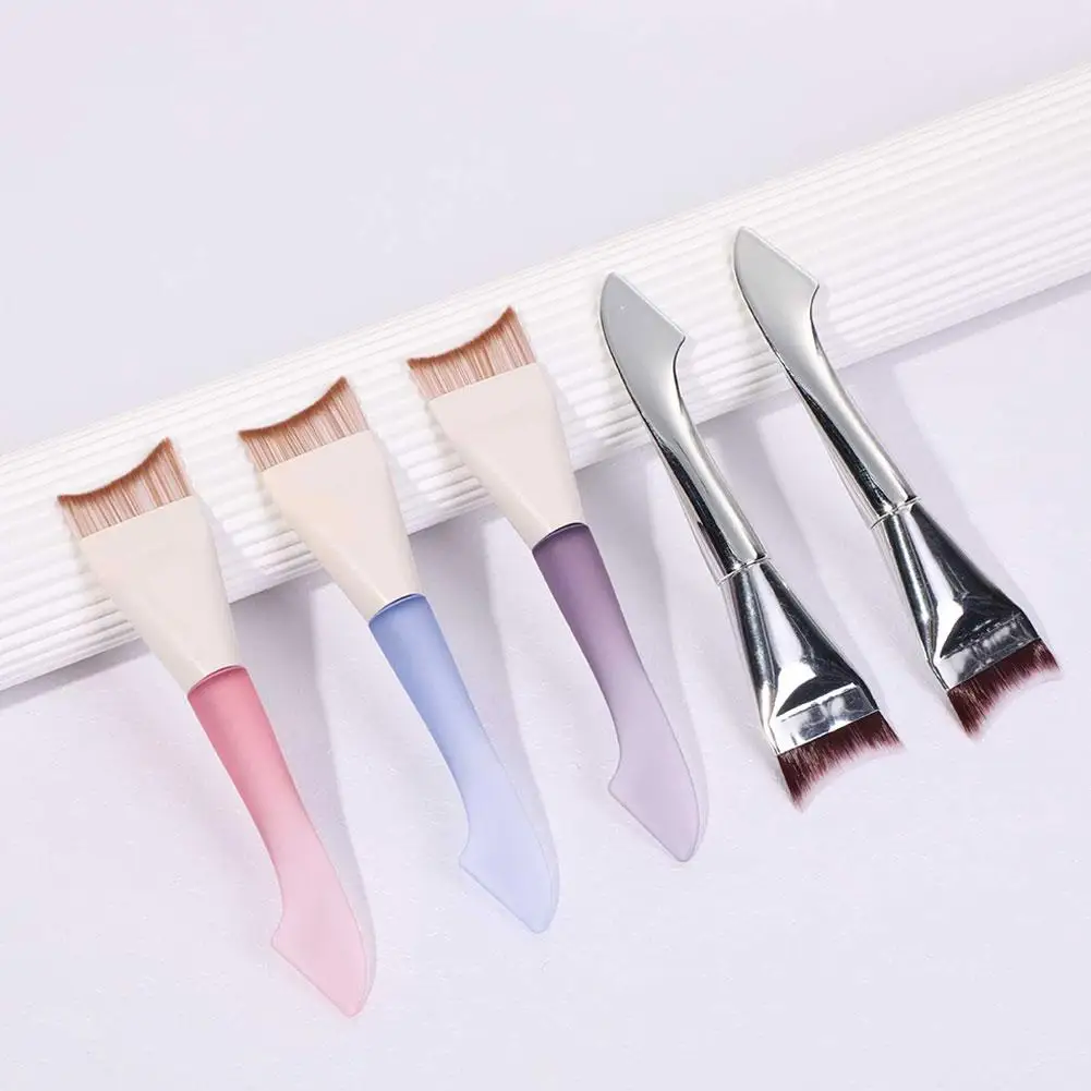 Gradient Crescent-Shaped Foundation Brush Lightweight Conformable Makeup Brush Masks Liquid Foundations Facial Contours Brush