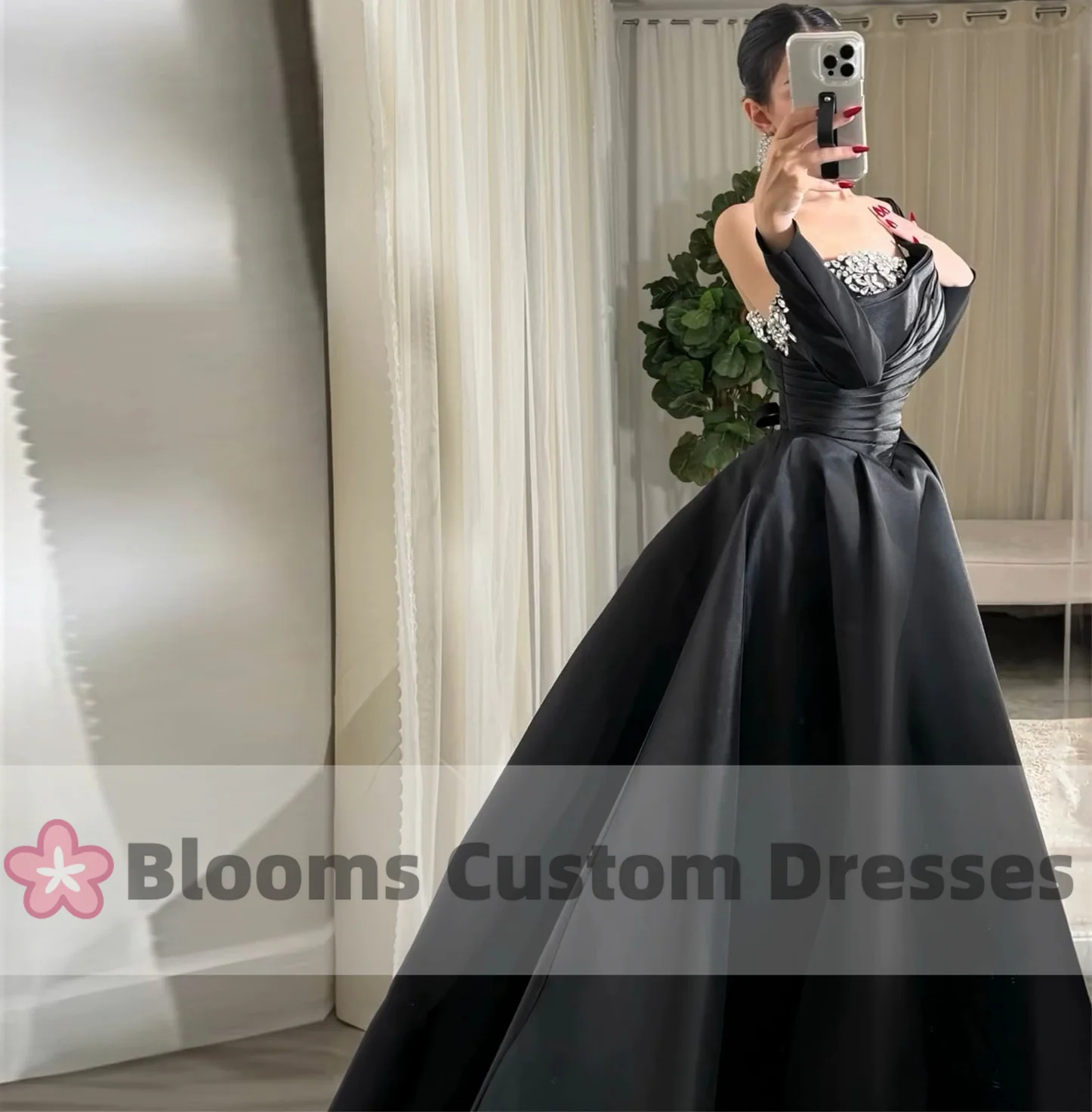 Blooms Customized One-Shoulder Pleated Black Satin Evening Dresses Crystal A-Line Prom Dress Long Sleeve Formal Occasion Gown