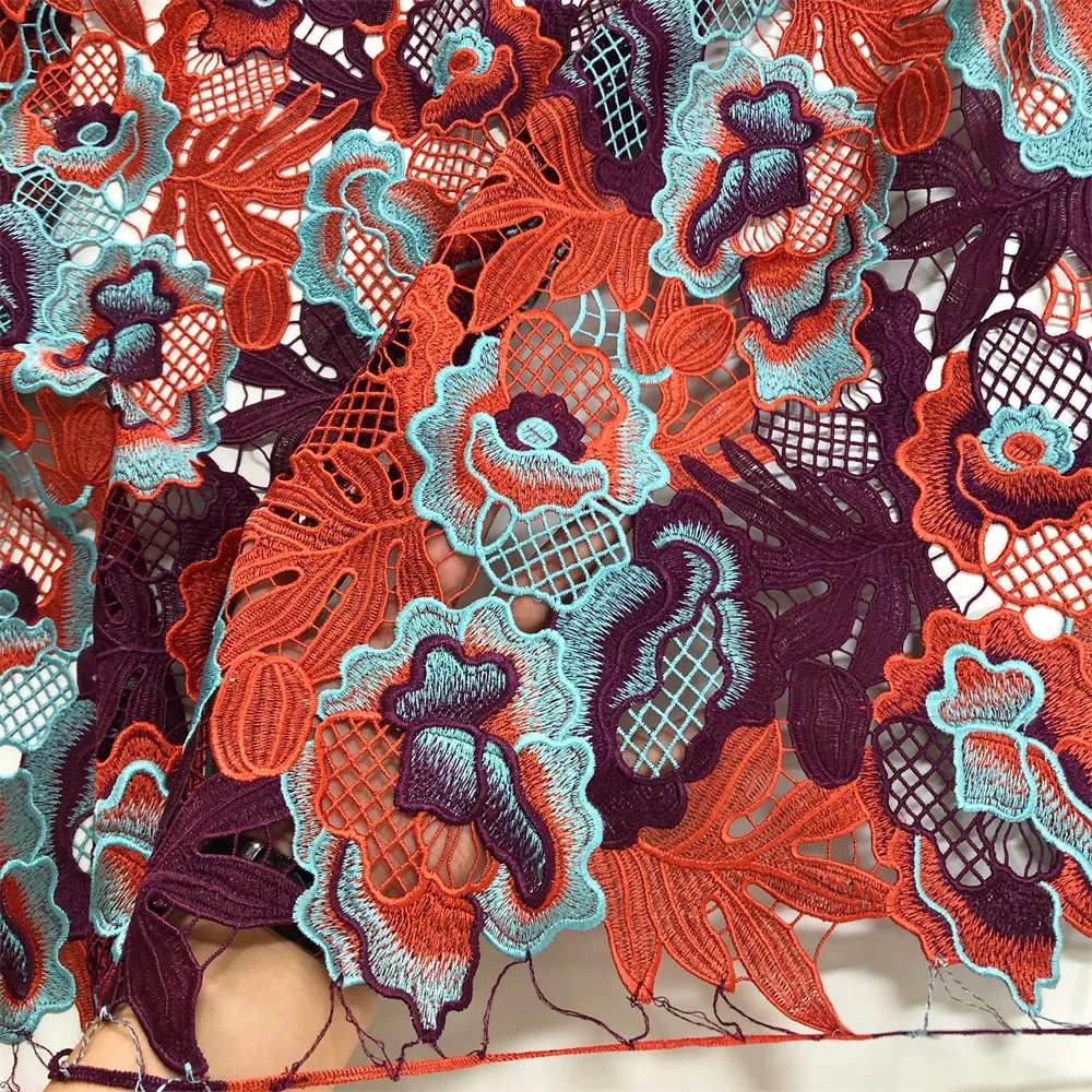 Afrikanischer Luxusstoff 2026 Hochwertige Spitze Wasserlösliche Bestickte Modische Weiche Spitzenstoffe – Detail 8