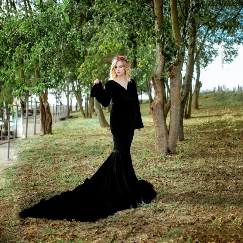 European American Autumn Winter Women's Velvet Maternity V-Neck Train Maxi Dress Photoshoot Dress Youth Pregnancy Photography