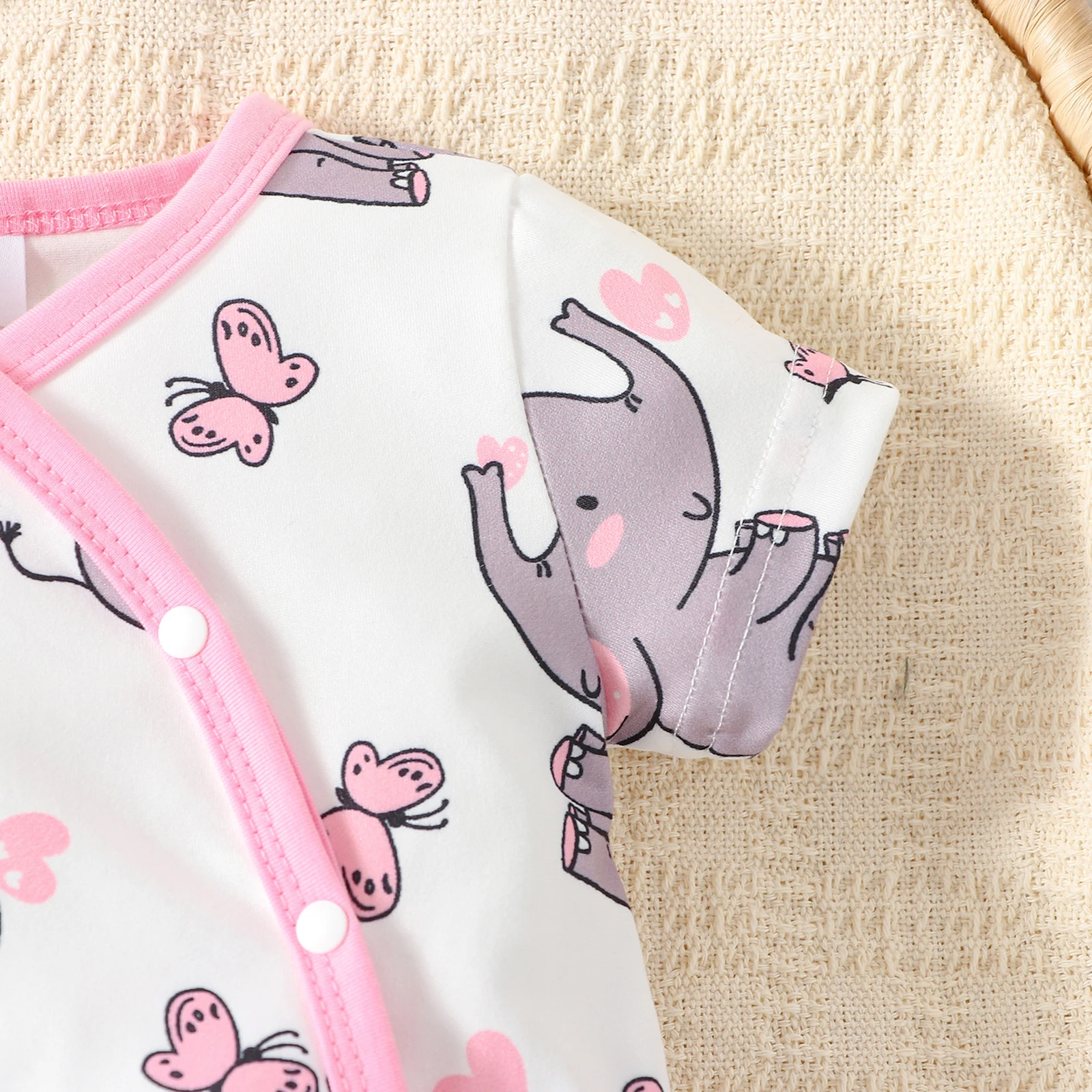 Adorable Elephant Romper Jumpsuit: The Perfect Outfit for Your Little Girl or Boy