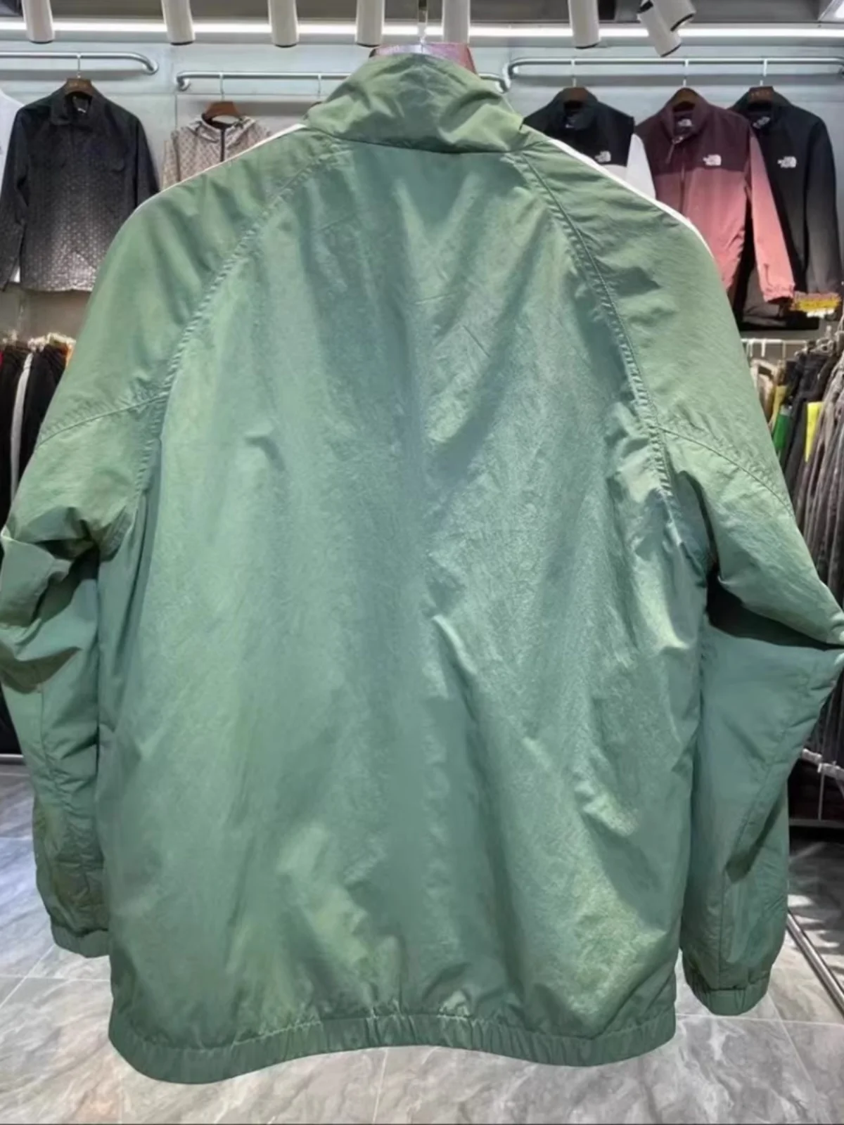 

Модный полосатый цветной блуз на молнии с воротником-стойкой, мужской джерси свободного покроя, длинный свеч, ветрозащитный полиэстер, весна-осень, новинка...