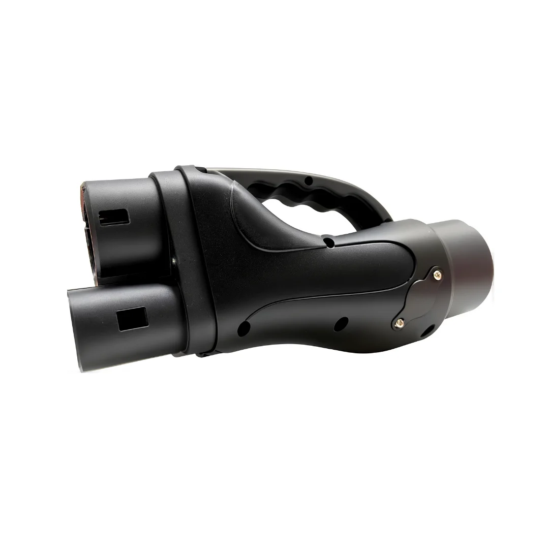 

Adaptor GBT CCS2 Adapter 200A 1000V Connector for Vehicles TOFU Portable Electric Vehicle Charging DC Fast