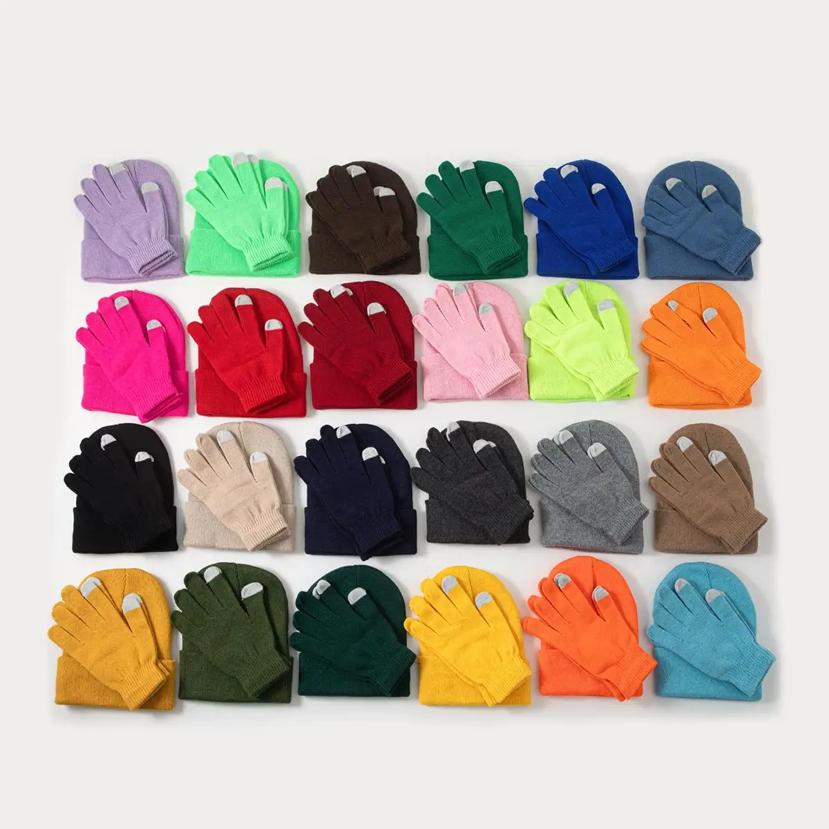 

3PCs/set Winter Warm Knitted Beanies Gloves Set For Men and women Outdoor Riding Cap Coldproof Cap Five Fingers Gloves set