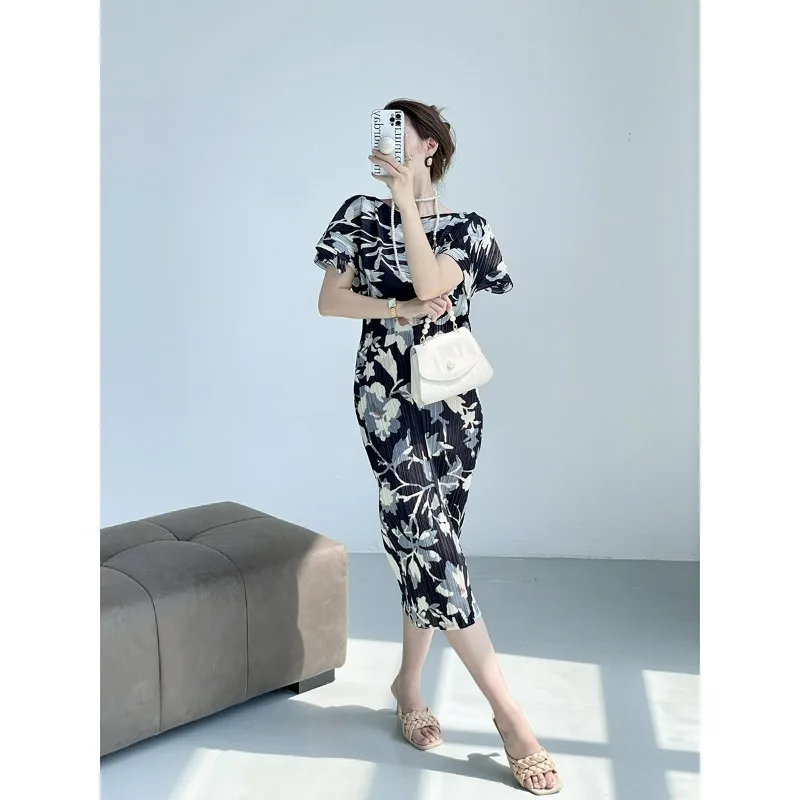 

Pleated 2024 Summer New Dress Bat Sleeves Black Vintage Print Wrapped Hip Fishtail Dress for Women Sexy Dress