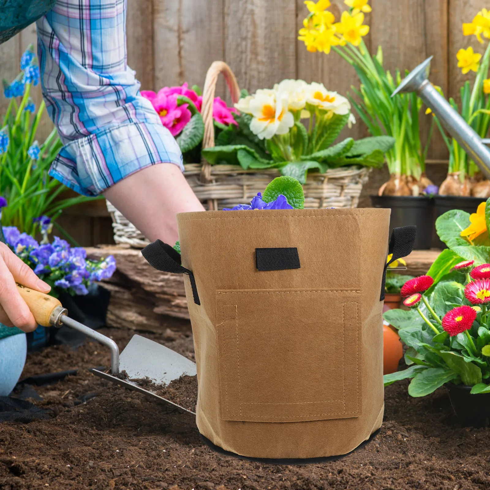 Sweet Potato Planting Bag Size S 4 Gallon Non Woven Fabric Waterproof Breathable Tough Plant Growing Bag for Outdoor Use