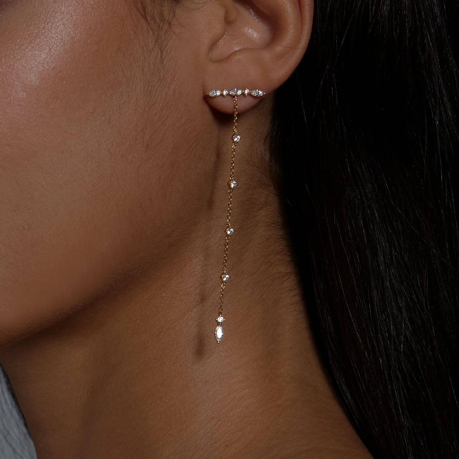 

Niche Design S925 Silver Dream Retro New Smart Long Earrings Shiny Earrings