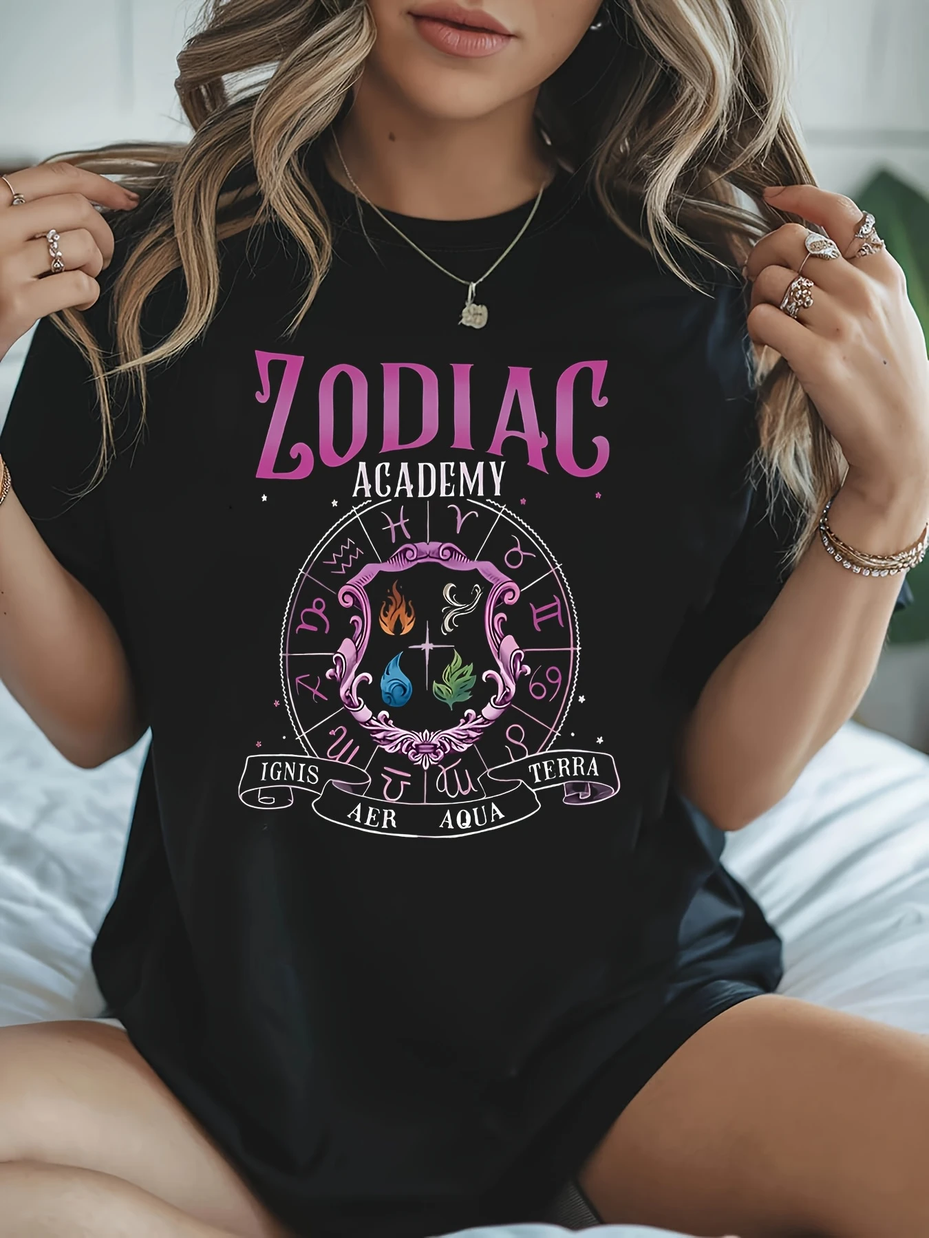 Zodiac Academy Constellation Academy IP Fan Gathering Text Pattern Printed Large Women's Round Neck T-shirt