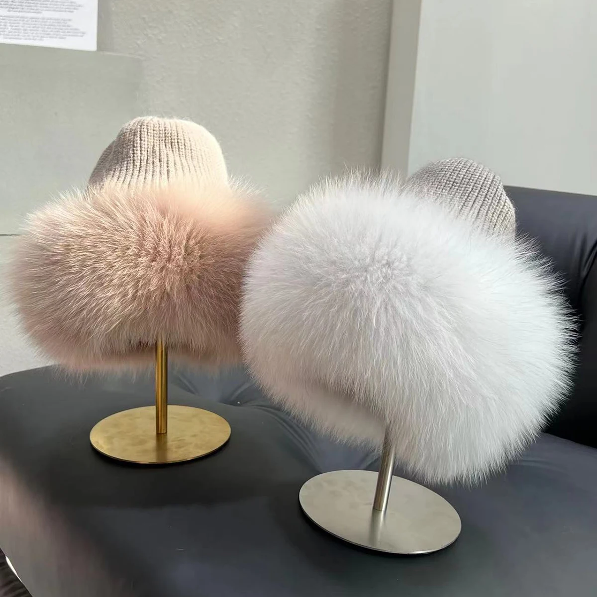 Neue Stilvolle Beanie Fuchs Pelz Hüte für Frauen Winter Warme Flauschigen Knochen Kappe Weiche Außen Dicke Natürliche Fuchs Pelz Hut Weibliche Kuppel Hüte – Detail 3