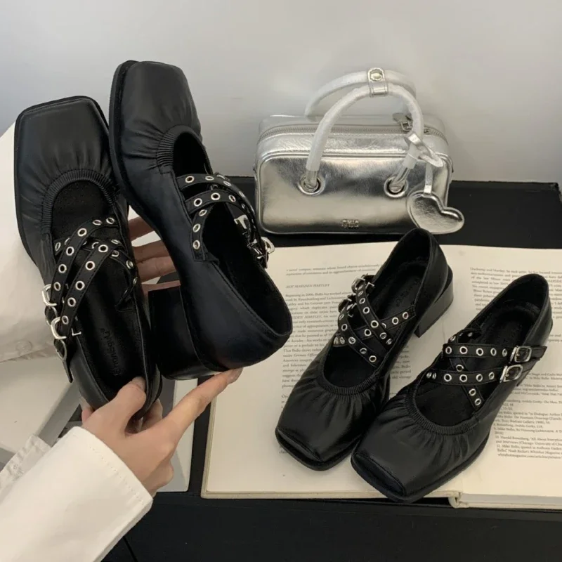 

Модные туфли-лодочки с квадратным носком, женские туфли Мэри Джейн на массивном каблуке с пряжкой на ремне, элегантные туфли на низком каблуке, женская обувь 2025 г.