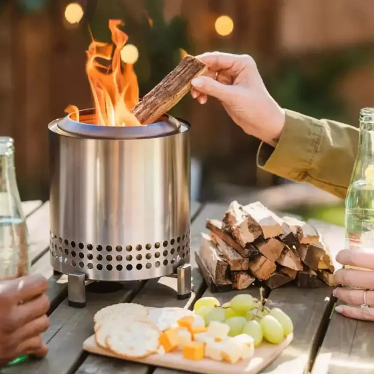 

Solo Outdoor Backpack-Friendly Anti-smoke Firewood BBQ Grill Windproof Stove for Hiking & Camping