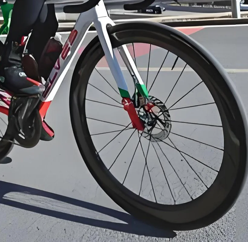 Disc Brake Carbon Clincher Road Bike Wheels Width 28/30/36mm Tubeless Ready 700c Carbon Wheelset With Customized Decal