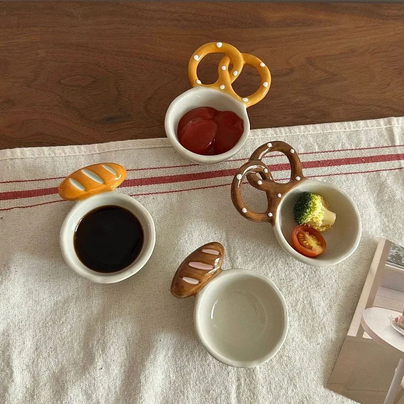 Creative Bread Shape Ceramic Condiment Dish Porcelain Seasoning Dish Sauce Plate Vinegar Mustard Snack Tray Kitchen Tableware