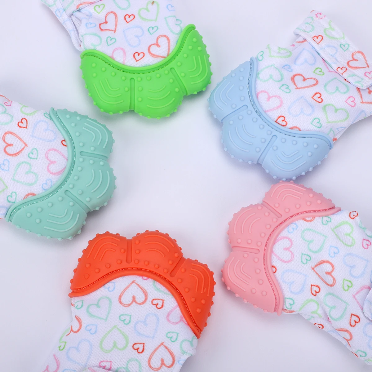 Hot Baby Teether Heart Star Print Silicone Mitten Gloves Kids Children Baby Teethers Anti-eating Hand Teething Mitten Baby Care