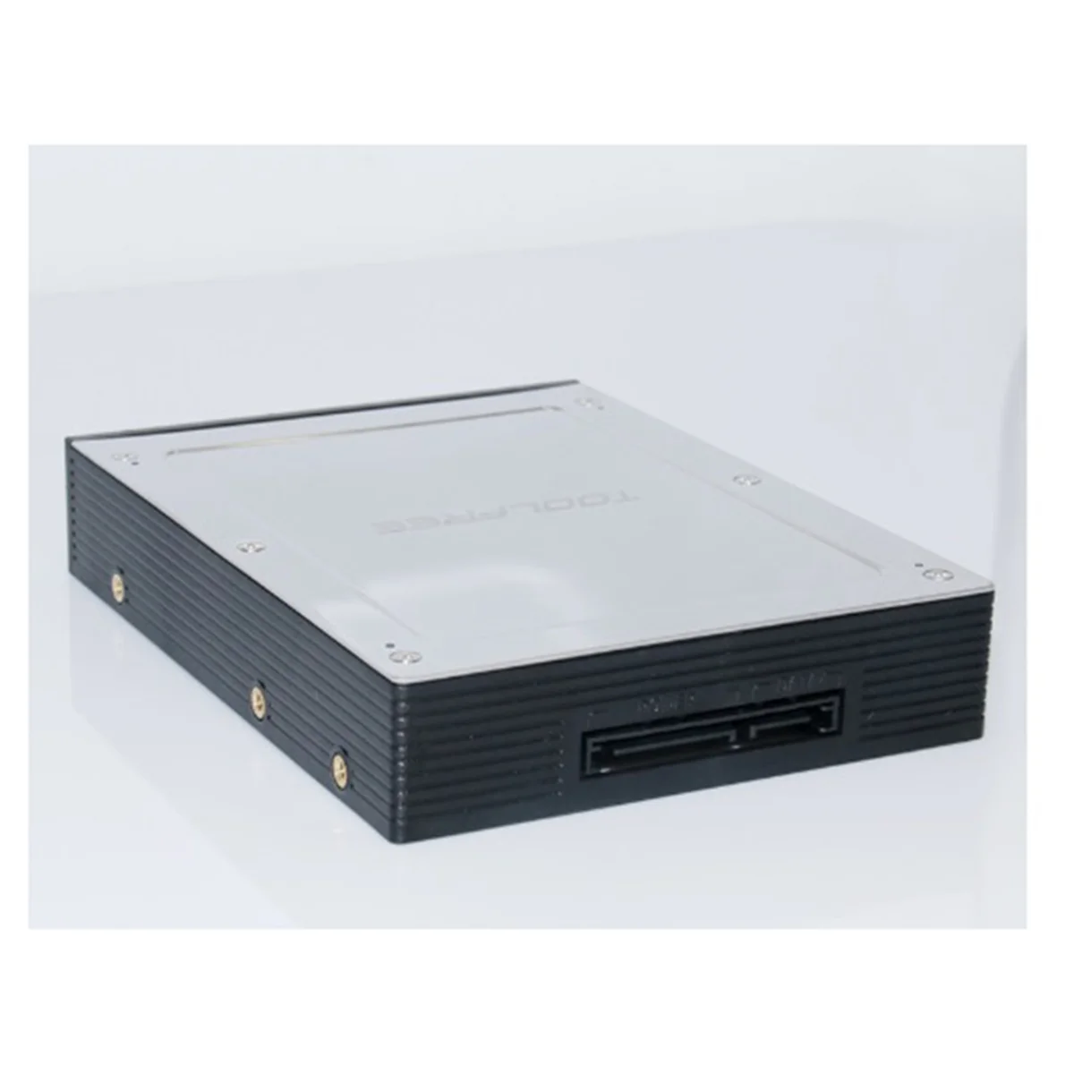 New 3C-2.5 Inch to 3.5 Inch Internal Floppy Bay III 6Gbps Tray-LESS Mobile Rack for 2.5 Inch HDD SSD Hard Drive Backplane