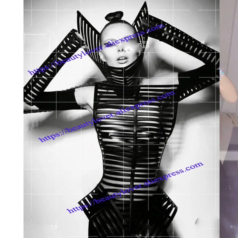 Modelo feminino passarela traje feminino festa moda semana t-show artwear branco preto prata gogo mostrar roupas de palco