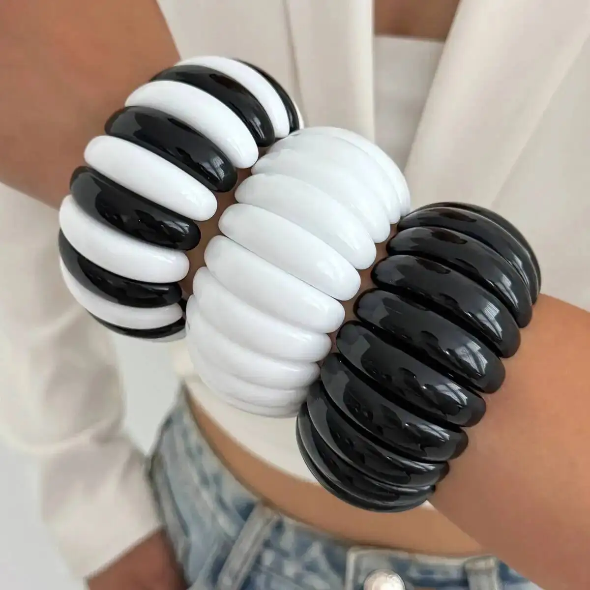 

Women's 3-Style Boho Wide Geometric White Resin Cuff Elastic Bangles Set Vintage Punk Y2K Jewelry Gift Set