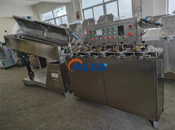 

Easy to Operate Candy Crunchy Candy Processing Machine Fruit Candy Cutting Cutter Machine Syrup Roller Stirring Machine